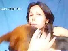 amateur-webcam-lady-and-dog